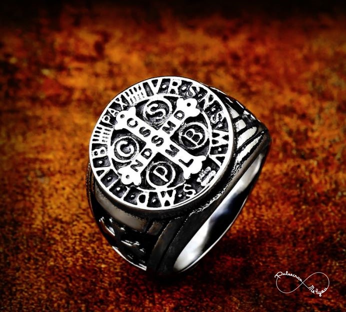Anel Masculino Cruz Sagrada - Anel H34