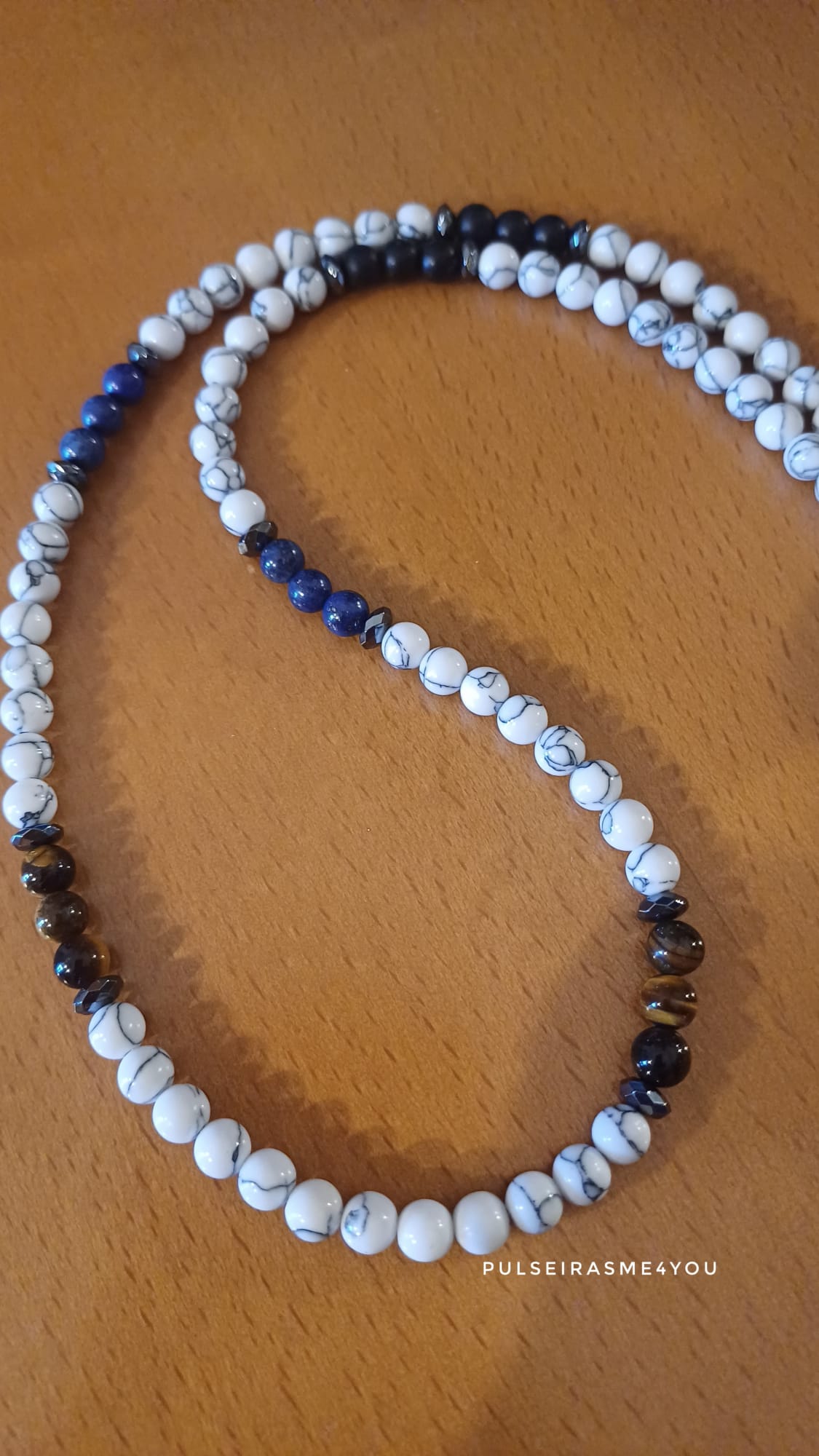 Colar Masculino – Pedra Branca Howlita, Olho de Tigre e Lápis Lazúli - COL H40 - Image 3